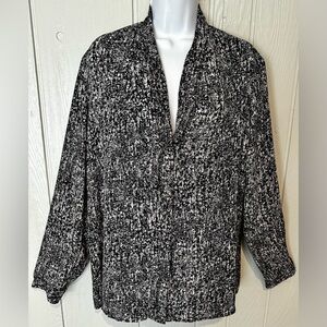 Violet & Claire Black and White Textured Blouse - FINAL PRICE